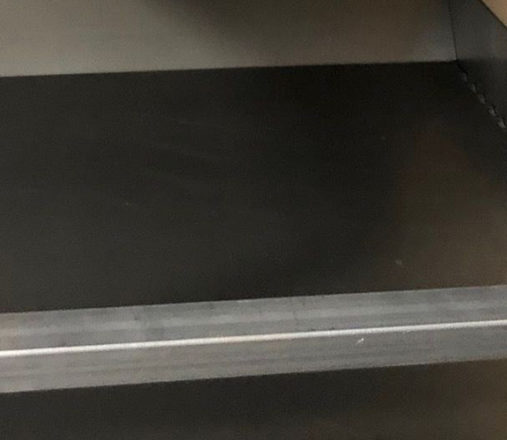 Pièce de présentoir PLV en métal, fabrication Mahieu & Cie